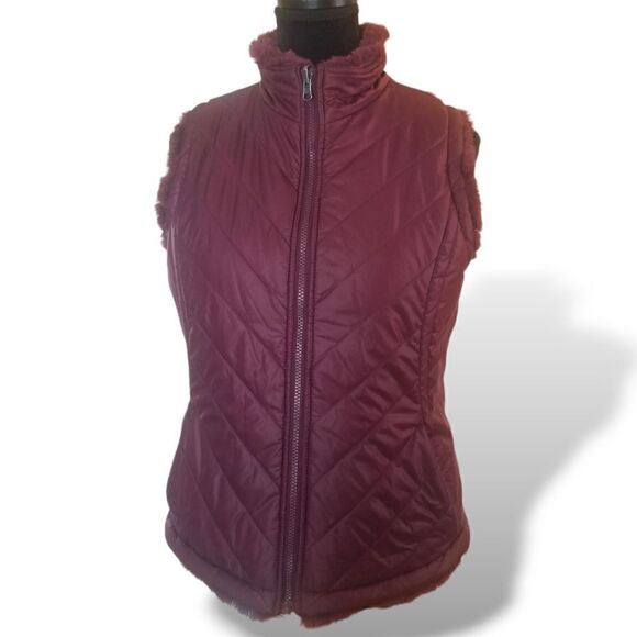 ⭐️ Nicole Miller Reversable Quilted/Faux Fur Vest Cabernet sz M - Picture 3 of 10